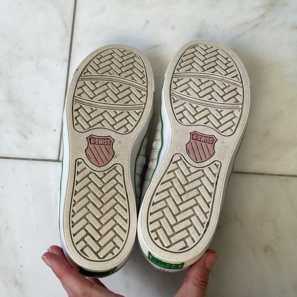 K-Swiss women’s sneaker size 8 white with pink and green stripe accents - Picture 8 of 9